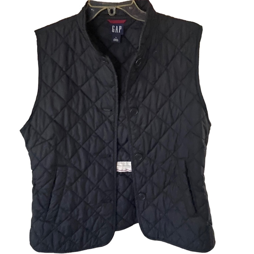 Gap quilted black vest size L adjustable waist